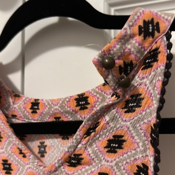 Patterned target top - Picture 6 of 6